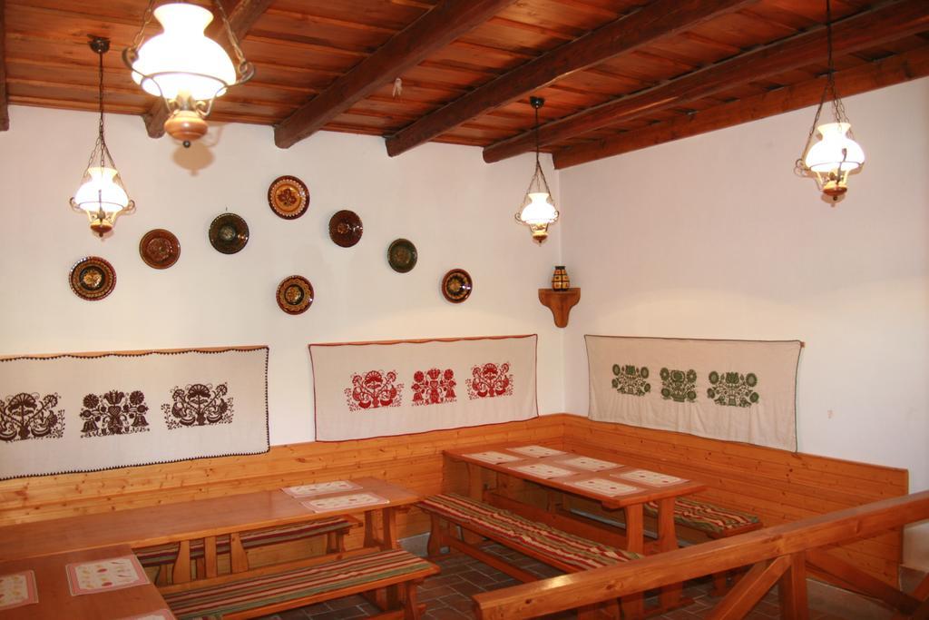 Otto Panzio Villány Exterior foto
